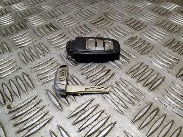 Audi A4 (2007 - 2011)  8T0959754D Ключ / карточка зажигания