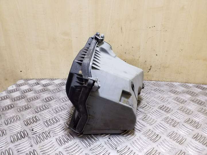 Audi A4 (2007 - 2011)  8K2907355C Ящик предохранителей (комплект)