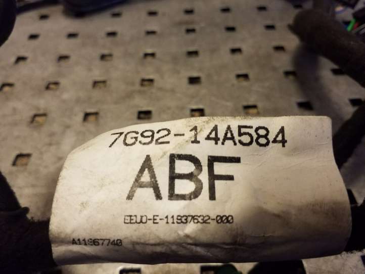 Land Rover Freelander (2006 - 2010)  7G9214A584 Проводка передних дверей