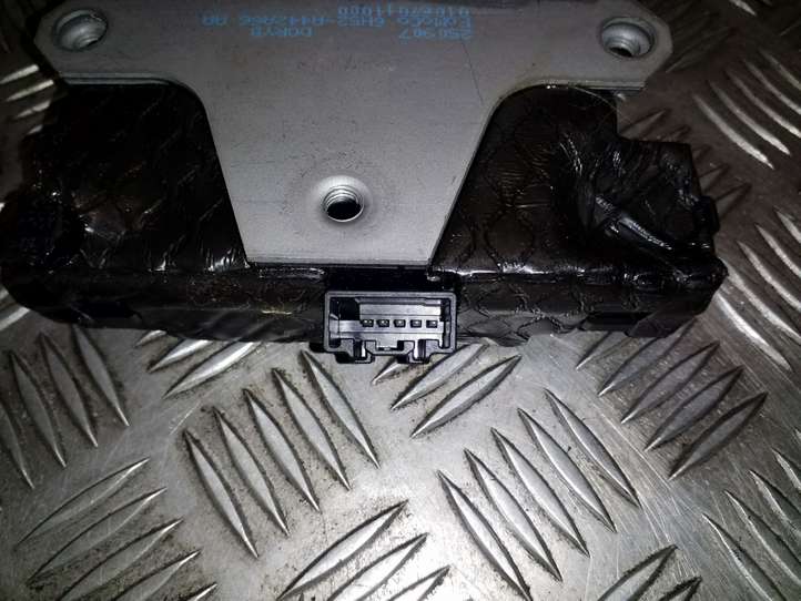 Land Rover Freelander (2006 - 2010)  6H52A442A66AA Замок задней крышки
