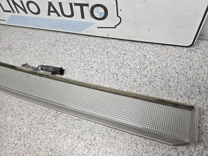 BMW X3 F25 (2010 - 2017) 63253440439 Дополнительный стоп фонарь — фото 4