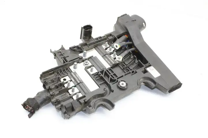 Volvo S90, V90 (2016 - 2020) 32200112 Реле выравнивания напряжения — фото 1