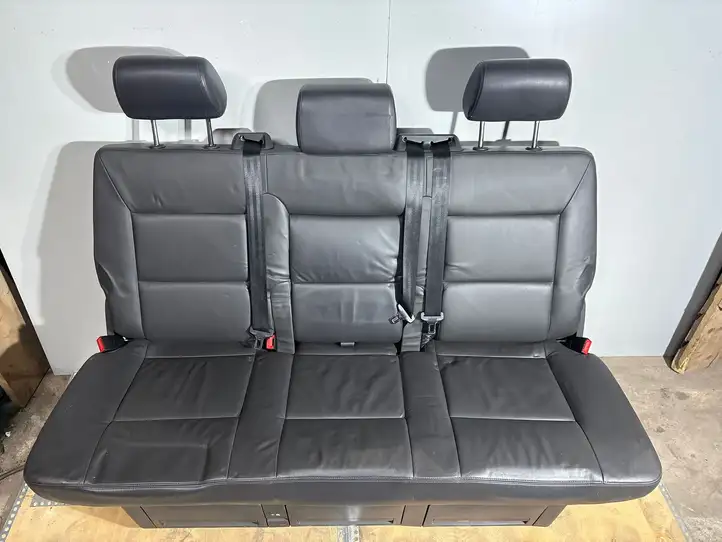 Volkswagen Multivan T5 (2003 - 2015) Третий ряд сидений — фото 2