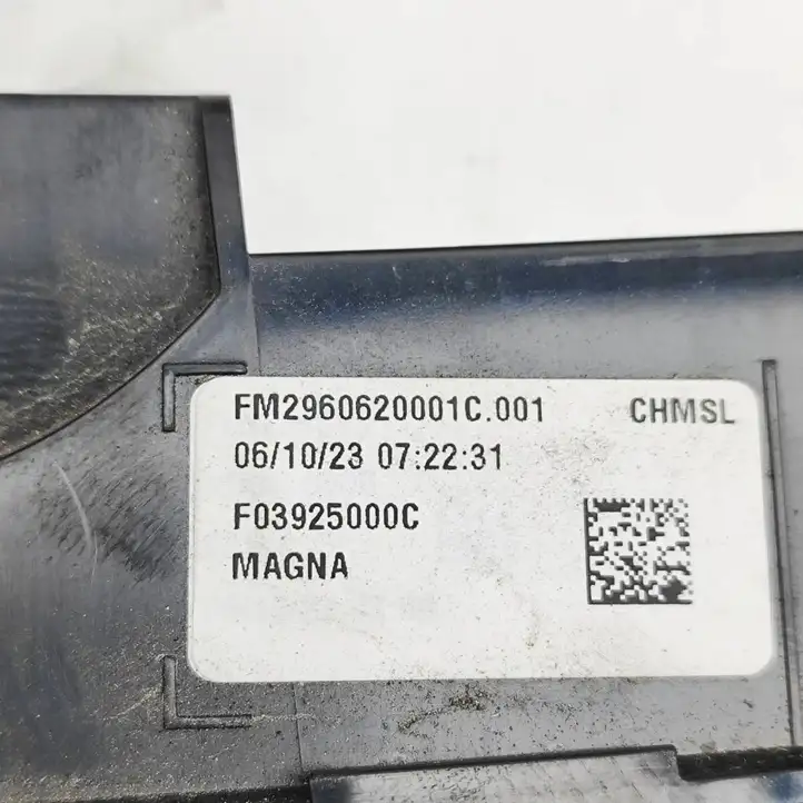 (2022 - 2024) FM2960620001C Дополнительный стоп фонарь — фото 3