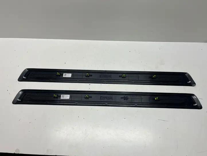 BMW 4 G22 G23 G24 G26 (2020 - ) 8077317 Отделка переднего порога — фото 1