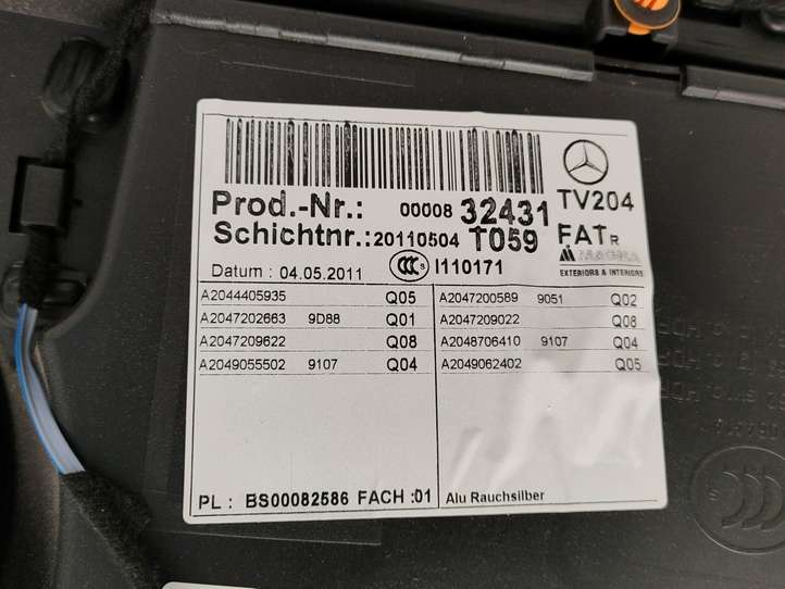 Mercedes-Benz C W204 (2007 - 2014)  00172856 Обшивка передней двери
