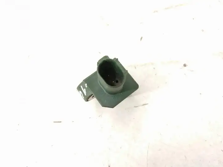 Mercedes-Benz C W204 (2007 - 2014)   Датчик удара надувных подушек