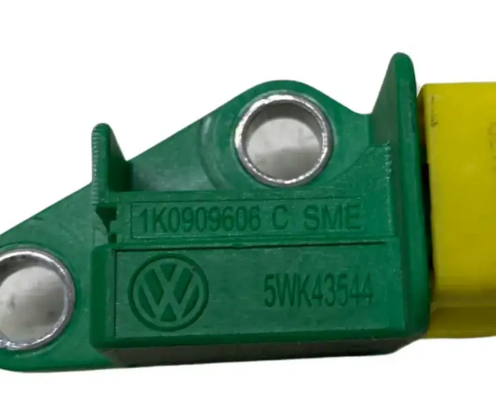 Audi Q5 (2008 - 2012)  1K0909606C Датчик удара надувных подушек