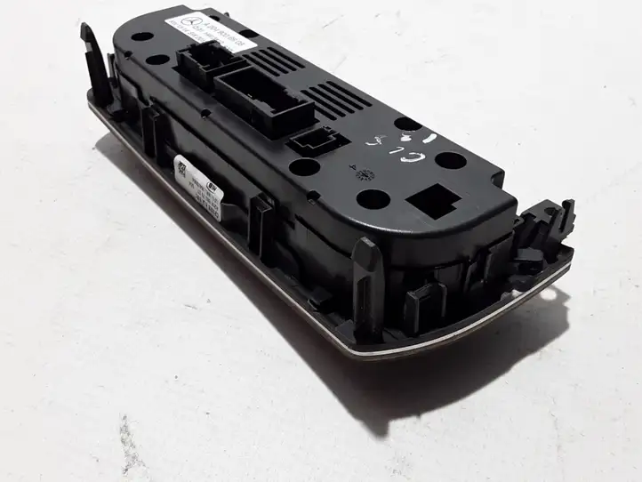 Mercedes-Benz CLS C218,X218 (2011 - 2017)  A2049006608 Блок управления кондиционером