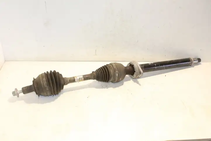 Mercedes-Benz GLA W156 (2013 - 2017)  A2463303200 Передняя полуось