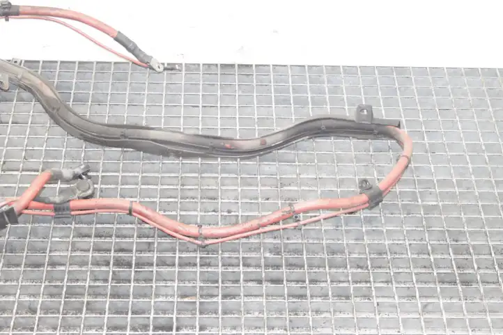 BMW 3 E92 E93 (2005 - 2014) 9133072 Плюсовой провод аккумулятора — фото 11