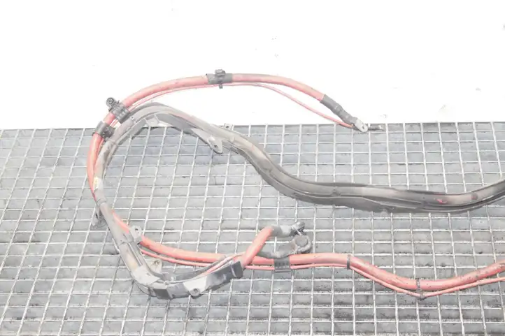 BMW 3 E92 E93 (2005 - 2014) 9133072 Плюсовой провод аккумулятора — фото 13