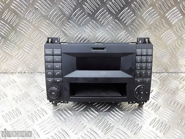 Mercedes-Benz Sprinter W906 (2006 - 2018) A9069003103 Магнитола / мультимедийная система — фото 1
