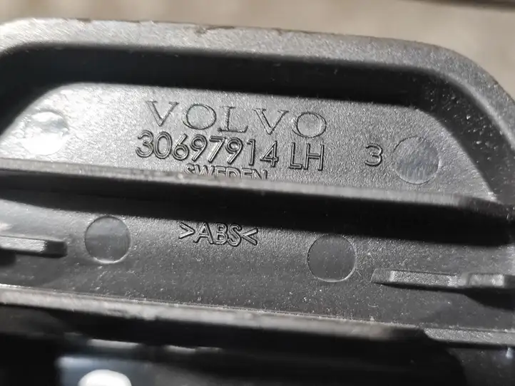 Volvo V70 (2007 - 2013) 30697914 Прочие детали салона — фото 3