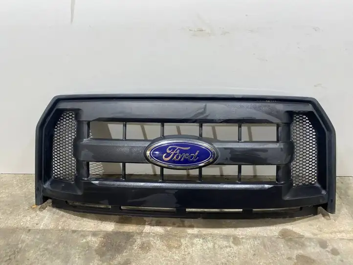 Ford F150 (2014 - 2018) FL348200AA Передняя решетка — фото 1