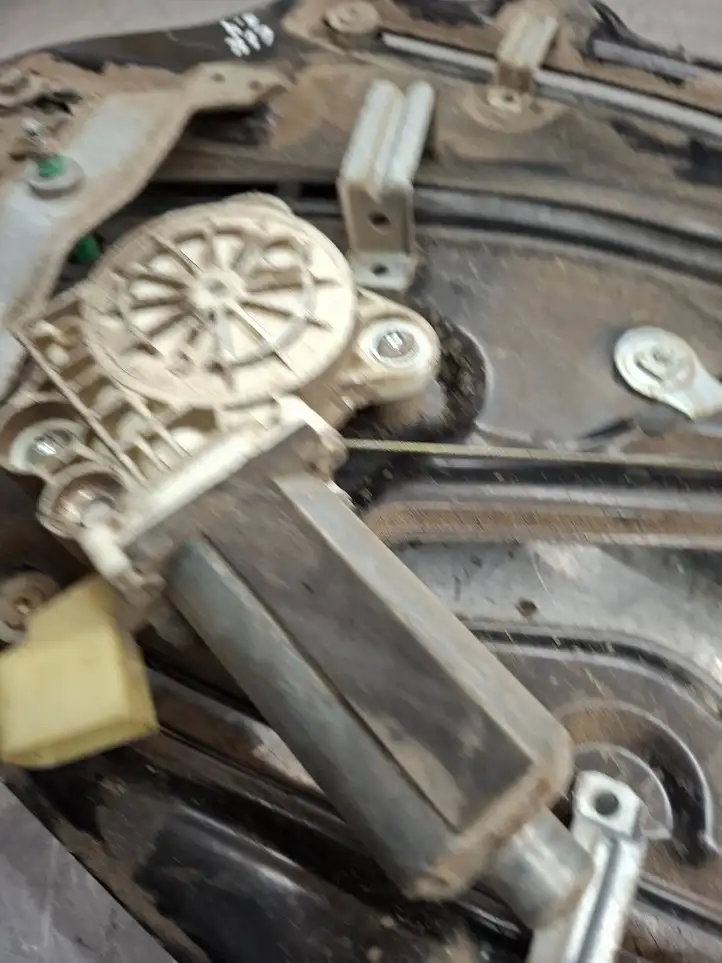 Mercedes-Benz CLK A209,C209 (2002 - 2009) A2096700103 Стеклоподъемник передней двери (комплект) — фото 4