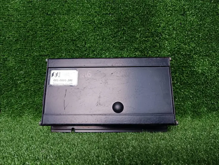 Chevrolet TrailBlazer (2001 - 2005) 0010001301 Прочие блоки управления — фото 1