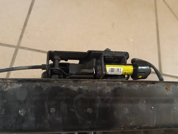 Hyundai Tucson TL (2015 - ) TL7001603261617 Замок капота — фото 3