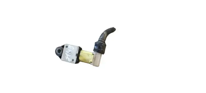Toyota Avensis T270 (2009 - 2012) 8917302070 Датчик удара SRS — фото 2