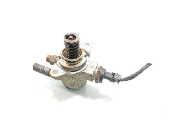 Skoda Fabia Mk2 (5J) (2007 - 2014)  03C127026D Топливный насос