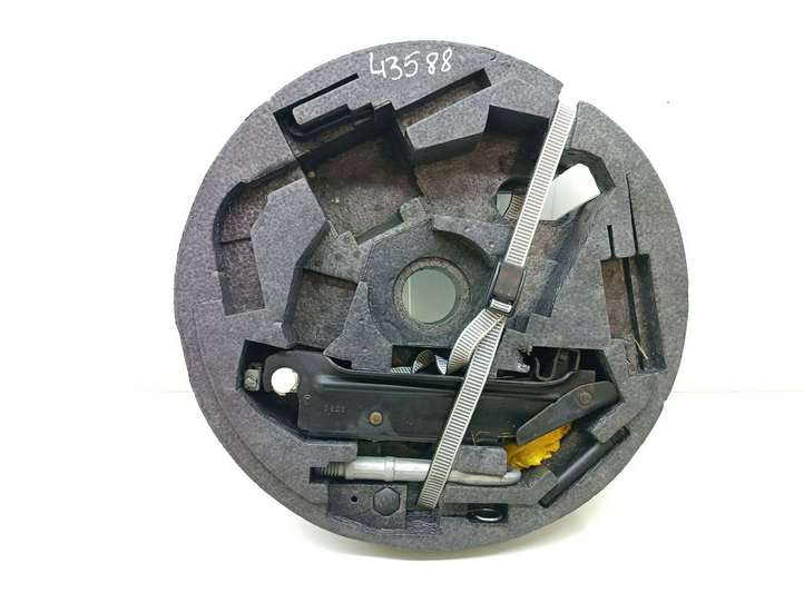 Audi A3/S3 8L (2000 - 2003)  8P0012109 Комплект инструментов