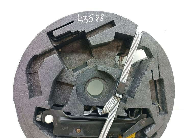 Audi A3/S3 8L (2000 - 2003)  8P0012109 Комплект инструментов