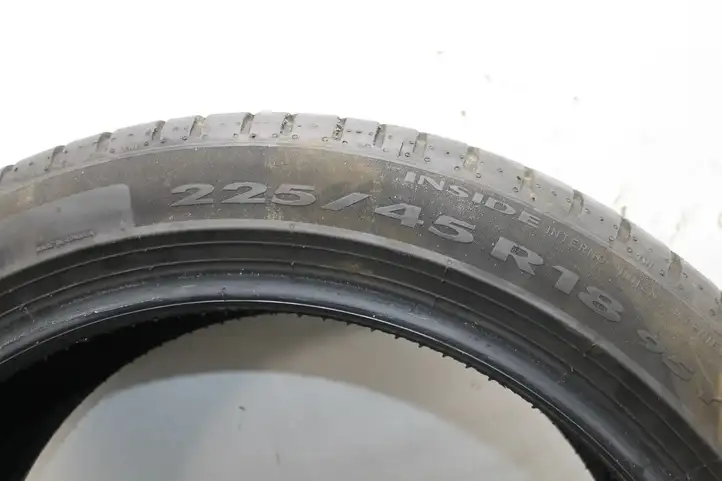 BMW (2025 - ) PIRELLI Летняя шина R12 — фото 2