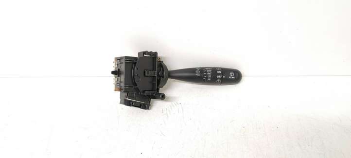 Toyota Yaris (1999 - 2003)  173647 Ручка стеклоочистителей