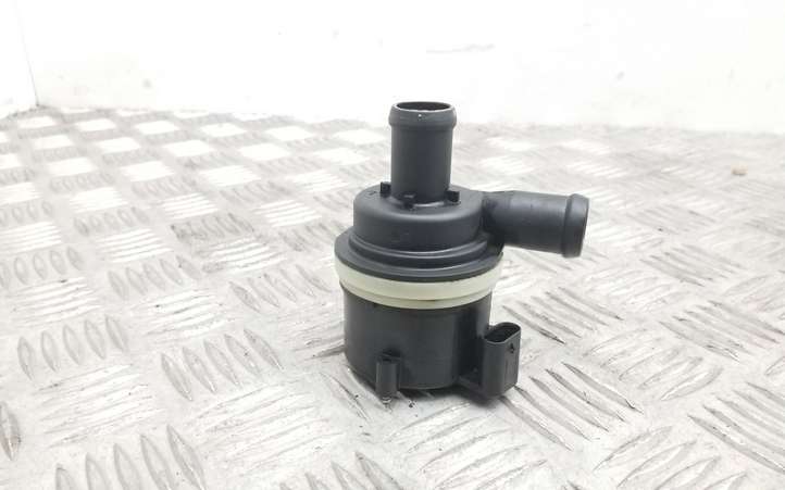 Volkswagen Polo (2009 - 2015)  6R0965561A Циркуляционный электрический двигатель