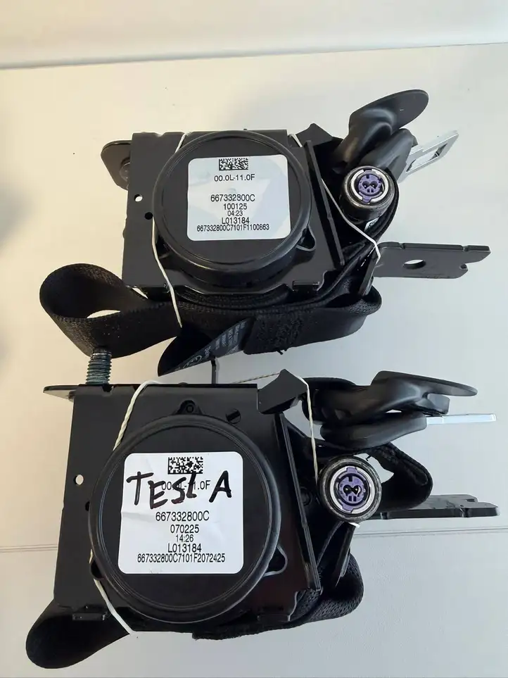 Tesla Model Y (2019 - 2024) 3857706E1C Комплект ремней безопасности — фото 6