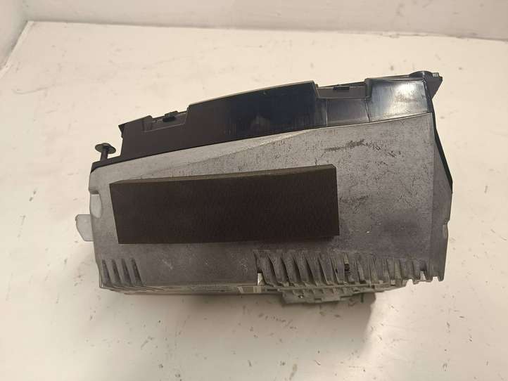 Audi A6 allroad (2012 - 2014)  4G0919604L Экран дисплея вверх
