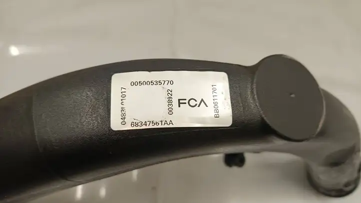 Maserati Grecale (2022 - ) 00500535770 Трубка подачи воздуха — фото 3