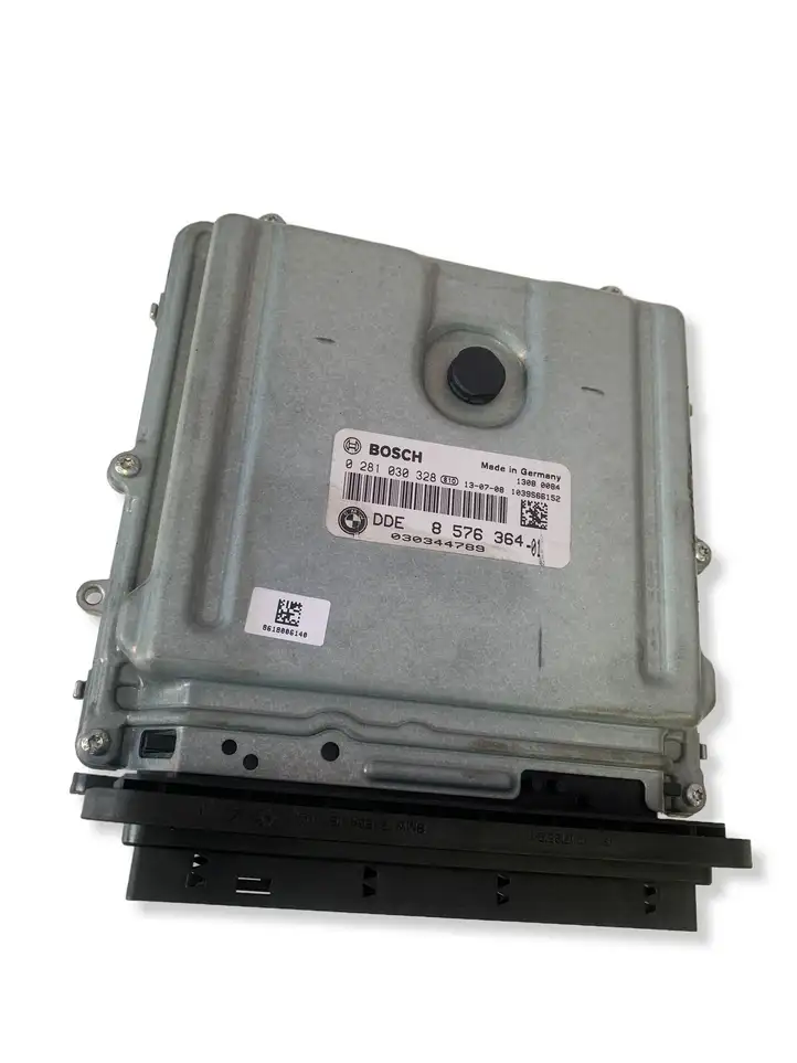 BMW 1 F20 F21 (2011 - 2019) 8576364 Блок управления двигателем (ECU) — фото 1