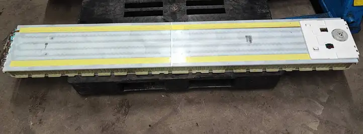 Tesla Model Y (2019 - 2024) P110420801M Модуль аккумуляторной батареи гибридного автомобиля / электромобиля — фото 2