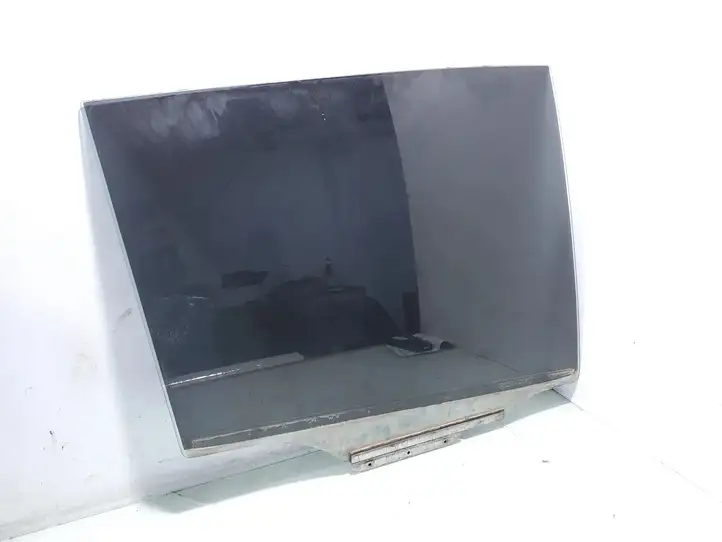 Toyota Corolla Verso E121 (2001 - 2004) AS2 Стекло задней двери — фото 1
