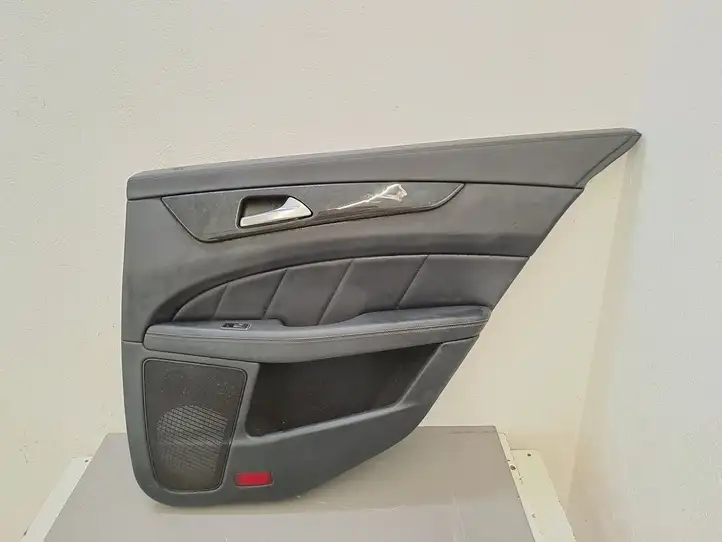 Mercedes-Benz CLS C218,X218 (2011 - 2017) A2187300270 Обшивка задней двери — фото 2