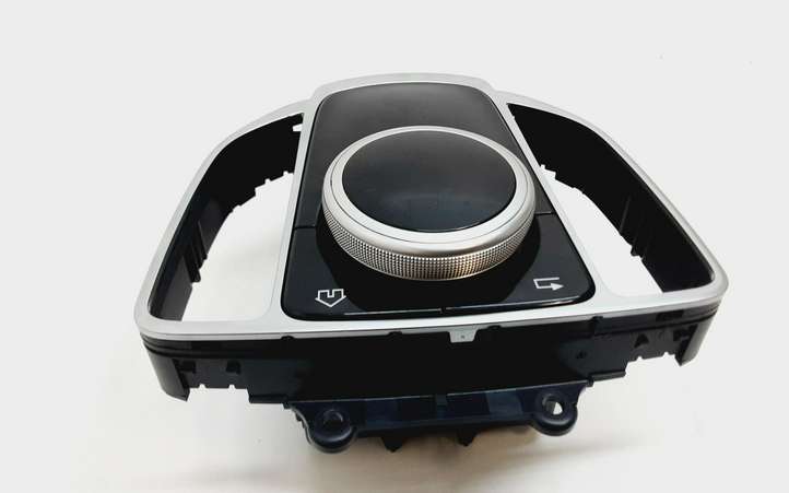 Mercedes-Benz C AMG W205 (2014 - )  A2059006115 Мультимедийный контроллер