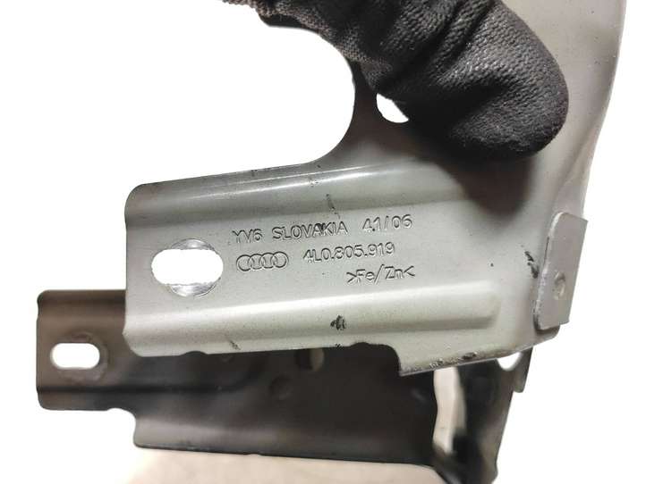Audi Q7 (2005 - 2009)  4L0805158A Держатель крыла
