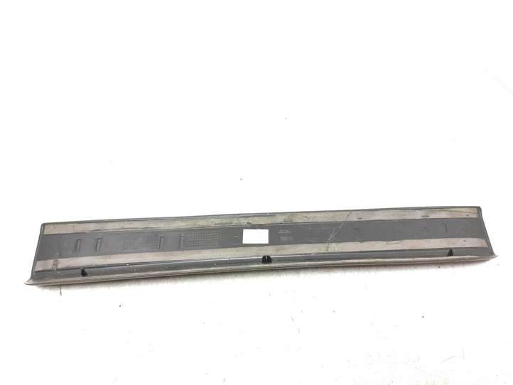 Audi Q7 (2005 - 2009)  4L0853376C Отделка заднего порога (внутренняя)