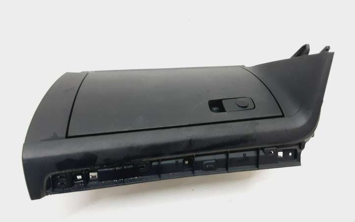 Volkswagen PASSAT B7 USA (2012 - 2016)  561857097N Комплект ящика для вещей (бардачка)