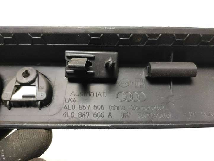 Audi Q7 (2005 - 2009)  4L0867606A Обшивка крышки багажника