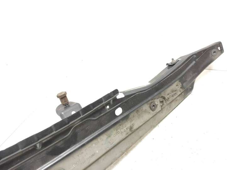 Audi Q7 (2005 - 2009)  4L0805175 Держатель крыла