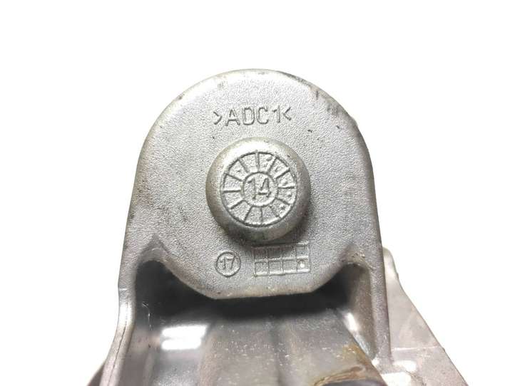 Audi Q5 (2012 - 2017)  03L131501K Клапан EGR
