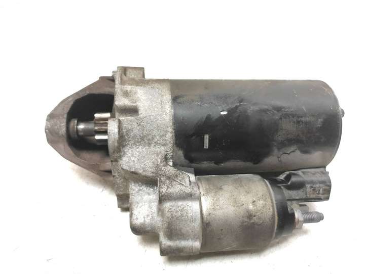 Volkswagen PASSAT B7 (2011 - 2014)  03G911023A Стартер
