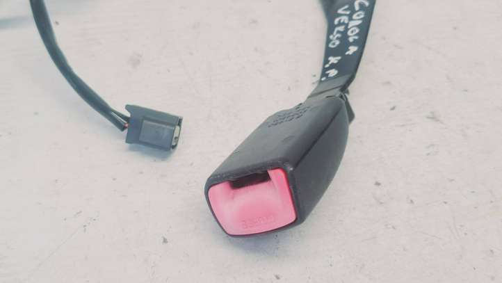 Toyota Corolla Verso AR10 (2004 - 2009)  E034501 Передняя звукоизоляция