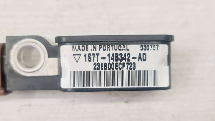 Ford Mondeo Mk III (2000 - 2007)  1S7T14B342AD Датчик удара надувных подушек