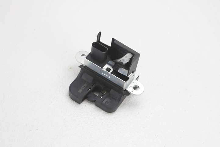 Volkswagen Tiguan (2011 - 2016)  5M0827505E Замок задней крышки