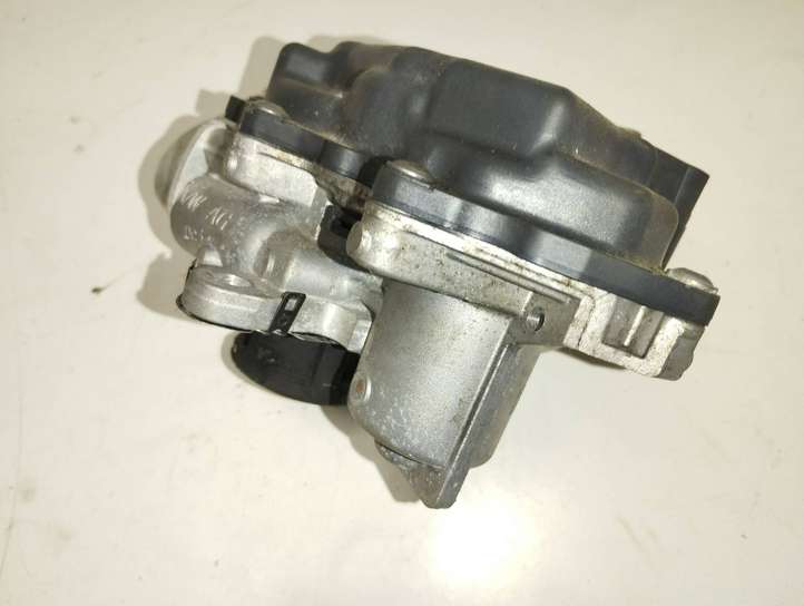 Skoda Octavia Mk3 (5E) (2013 - 2019)  V29062884B Клапан EGR