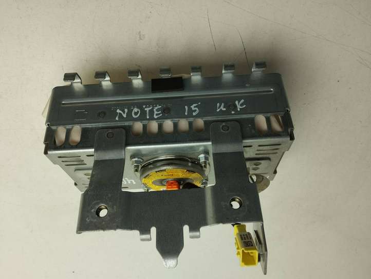 Nissan Note (E12) (2014 - 2018)  0589-P1-000197 Подушка безопастности пассажира
