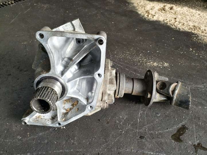 Nissan X-Trail T30 (2001 - 2007)  8H513 Редуктор коробки передач (раздатка)